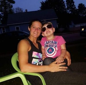 Meet your Posher, Laura